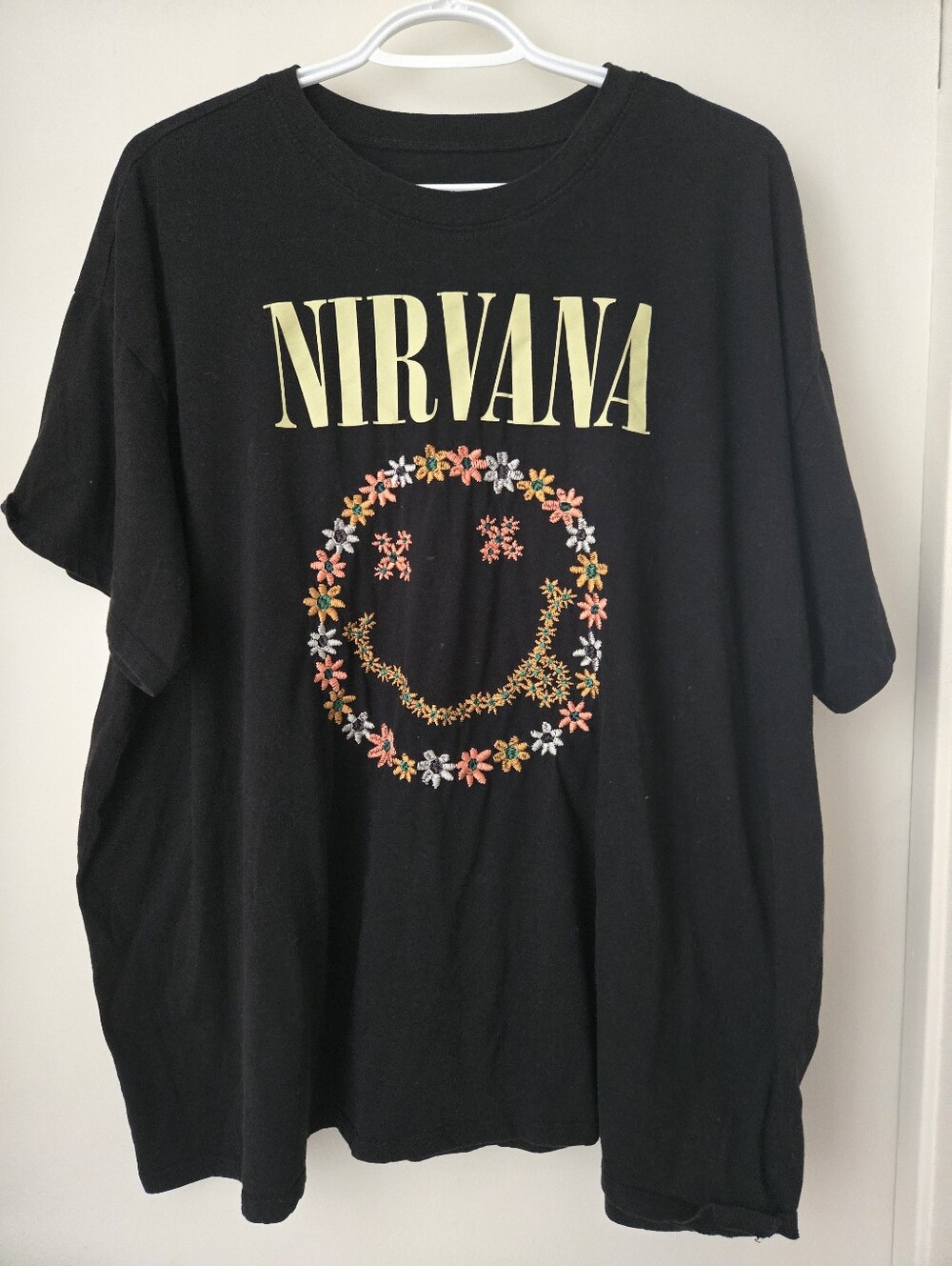 Ladies Nirvana Band TShirt - XL
